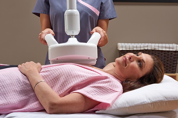 Invenia ABUS 2.0 乳房用超音波画像診断装置 | GE HealthCare (Japan)